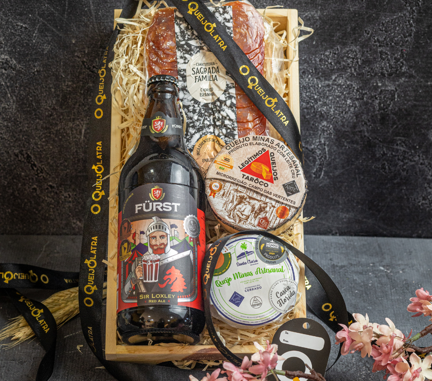 CESTA DE PRESENTE - 2 QUEIJOS MEIA CURA + SALAME  E CERVEJA ARTESANAL