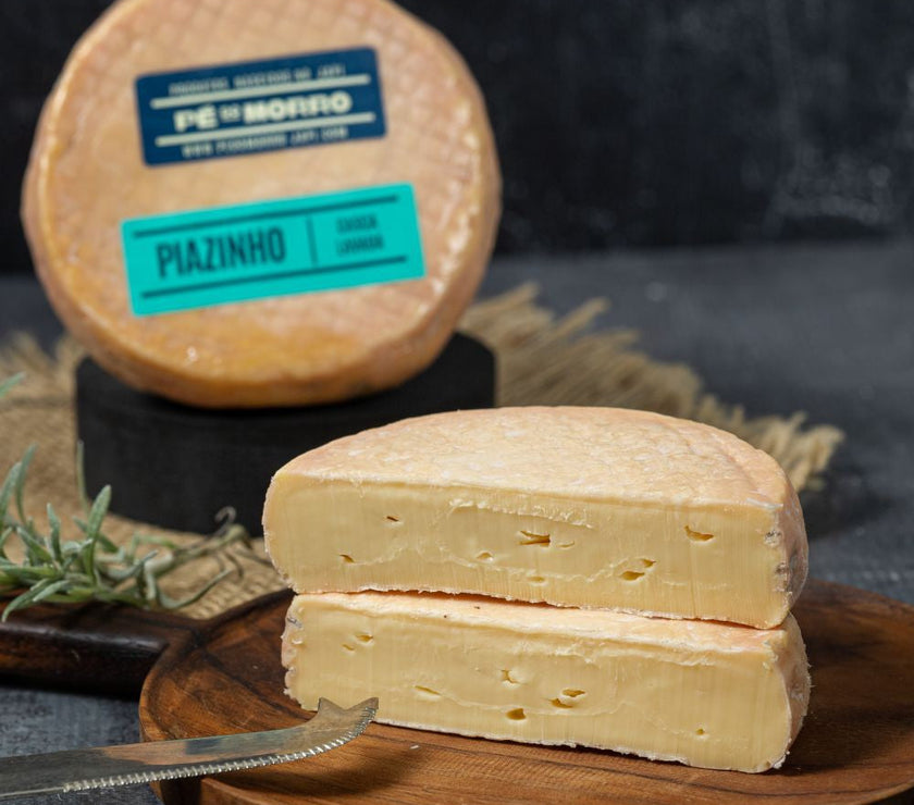 Piazinho - Queijo Artesanal Brasileiro Casca Lavada  - Peça 200G - Pé Do Morro