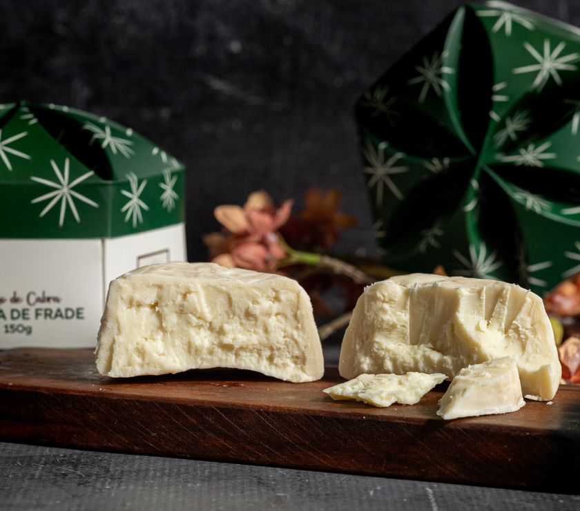 Coroa de Frade - Queijo Artesanal Leite de Cabra -  200g